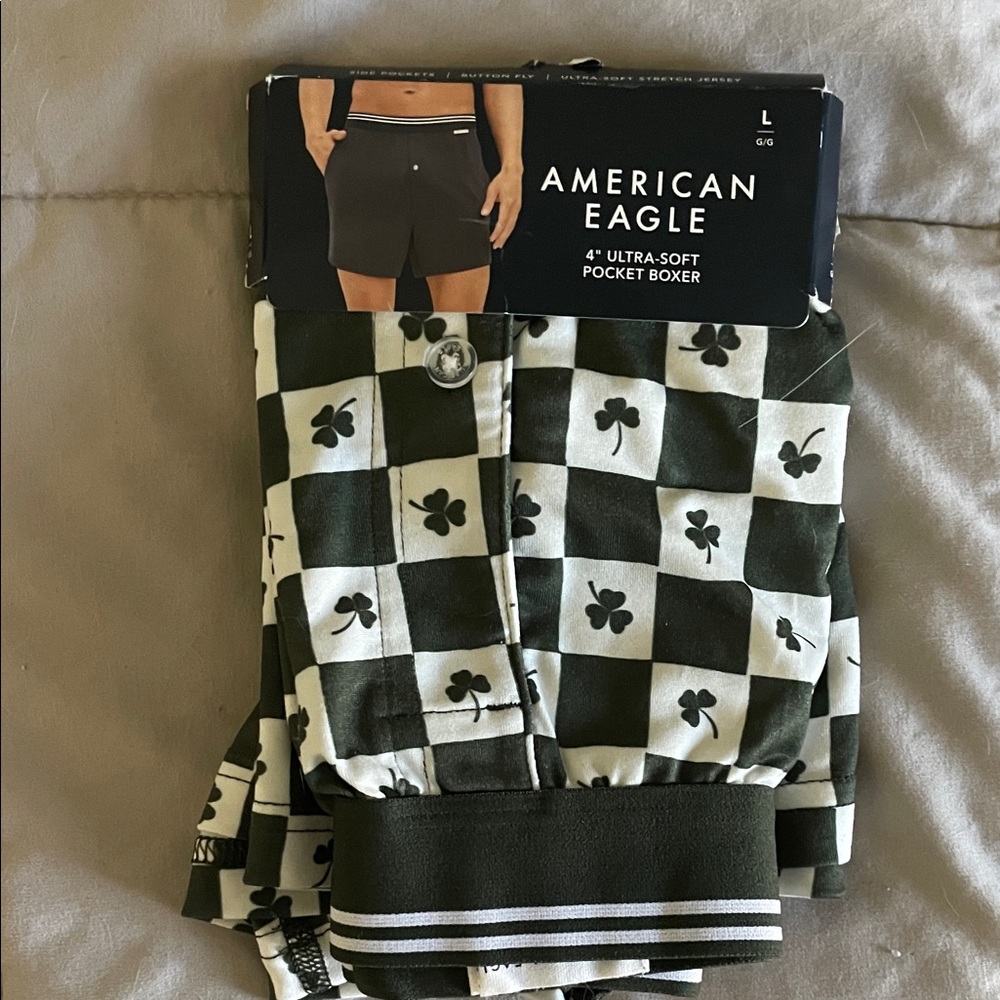 American Eagle Checkerboard Shamrock Boxers - Black & White